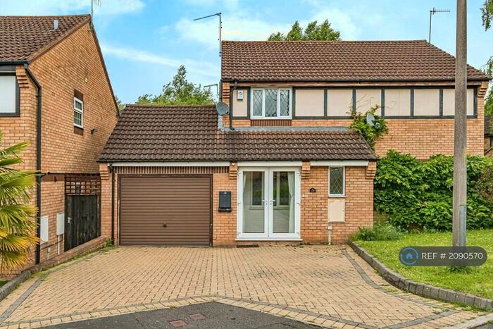 2 Bedroom Semi-Detached House To Rent In Trinity Road, Stourbridge, DY8