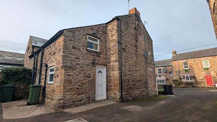 2 Bedroom Cottage To Rent In Main Street, NE46