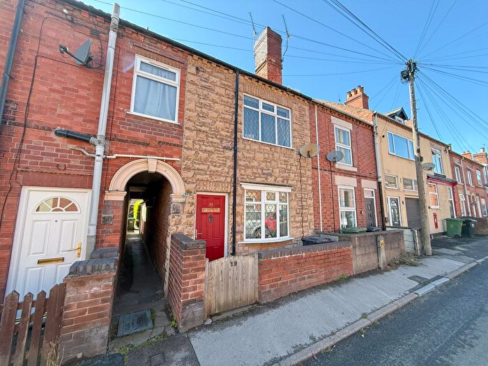 3 Bedroom Terraced House For Sale In George Street, Riddings, DE55