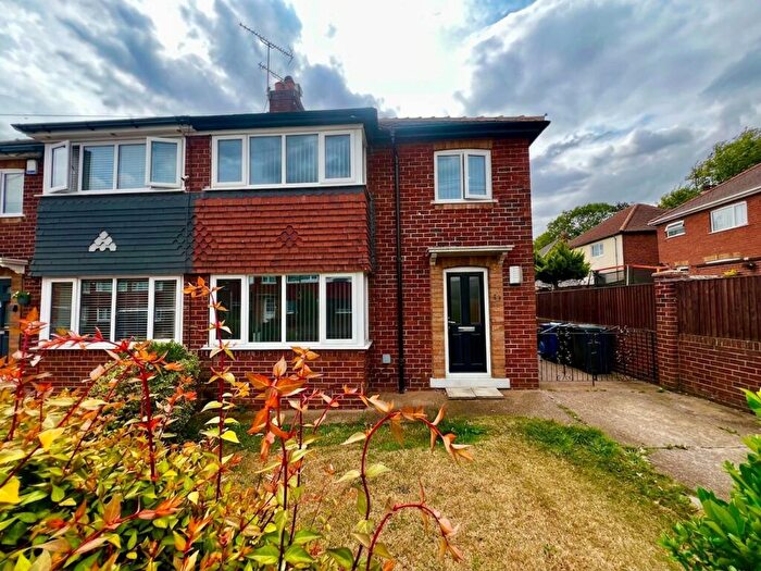 3 Bedroom Semi-Detached House For Sale In Abingdon Road, Doncaster, DN2