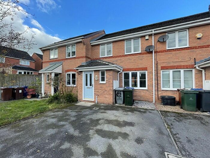 2 Bedroom Town House To Rent In Green Acres, Penistone, S36