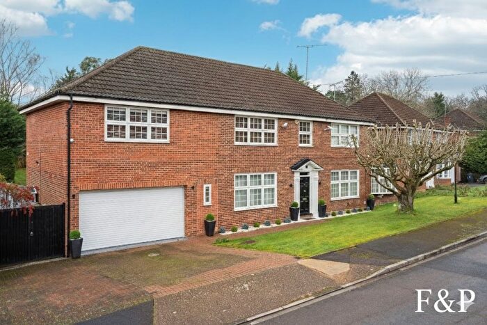 5 Bedroom Detached House For Sale In St. Huberts Close, Gerrards Cross, SL9