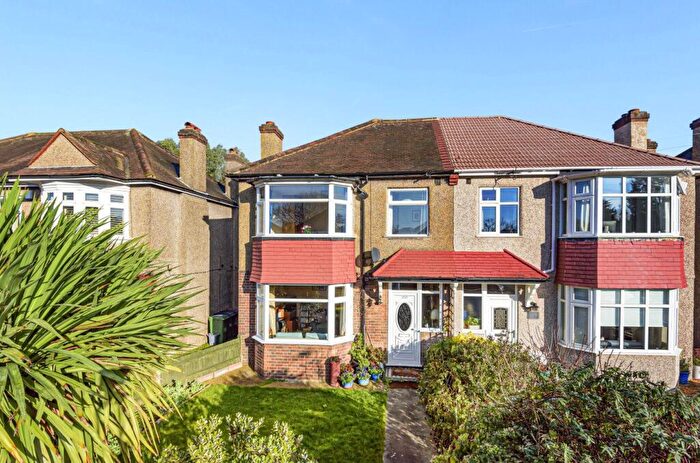 4 Bedroom Semi-Detached House For Sale In Marvels Lane, Grove Park, SE12