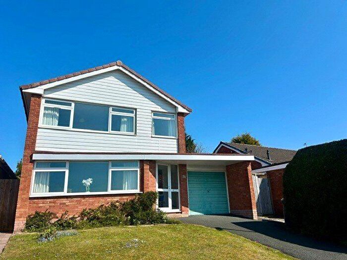 4 Bedroom Detached House For Sale In St. Austell Road, Walsall, West Midlands, WS5