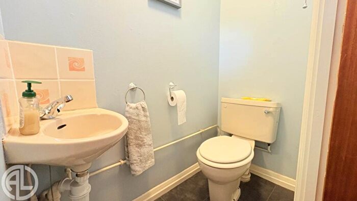 4 Bedroom Detached House For Sale In Ringtale Place, Baldock, SG7