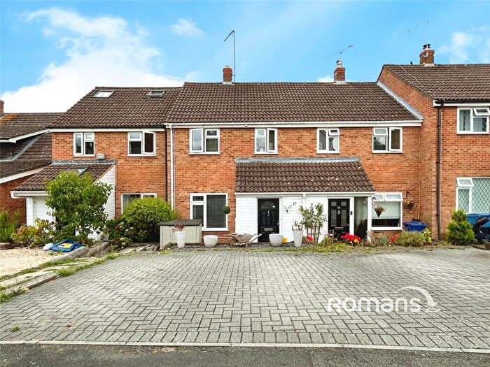 3 Bedroom Terraced House For Sale In Cornfields, Yateley, Hampshire, GU46