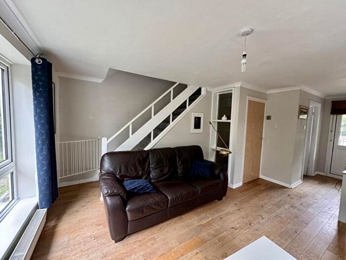 2 Bedroom Flat To Rent In Beeches Court, Bromley, BR1
