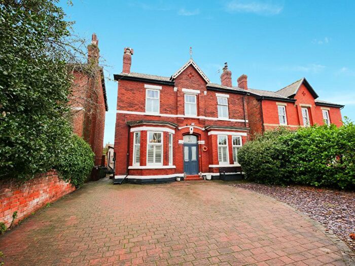 5 Bedroom Detached House For Sale In Westmoreland Road, Southport, Merseyside, PR8