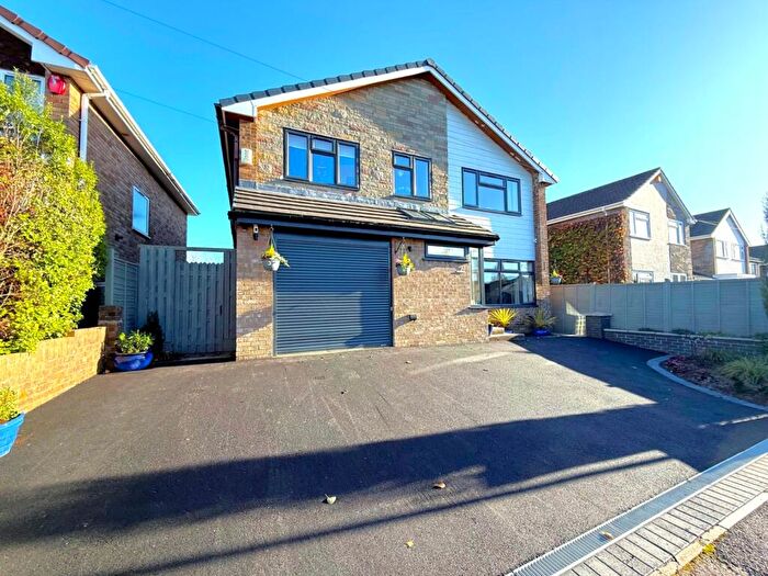 4 Bedroom Detached House For Sale In Dunsters Road, Claverham, Bristol, Somerset, BS49