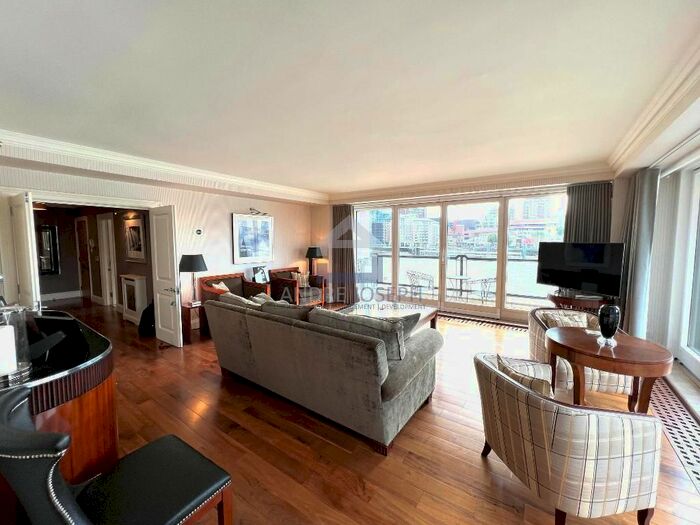 3 Bedroom Flat To Rent In Trig Lane, City Of London, EC4V