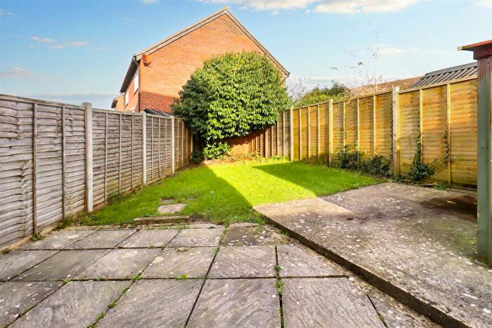 1 Bedroom End Of Terrace House For Sale In Popular Location On The Outskirts Of Clevedon, BS21