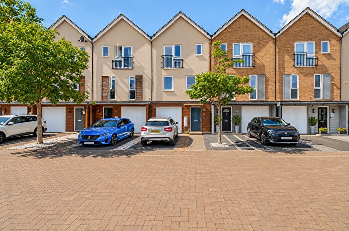 3 Bedroom Terraced House For Sale In Tempest Mews, Bracknell, Berkshire, RG12