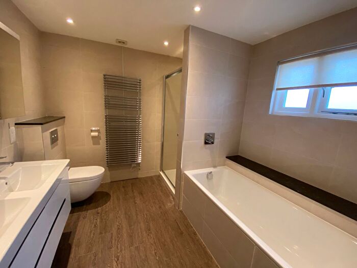 2 Bedroom Detached Bungalow To Rent In Brook Road, Bassingbourn, Royston, SG8