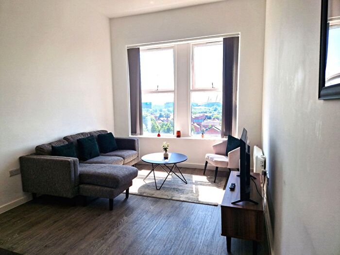 2 Bedroom Flat To Rent In Victoria Mill, Lower Vickers Street, Manchester, M40