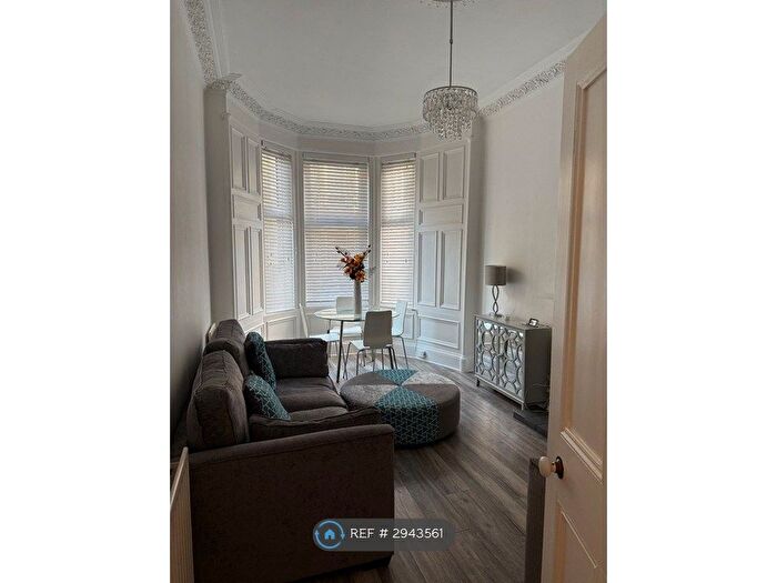 2 Bedroom Flat To Rent In Cambusnethan Street, Edinburgh, EH7