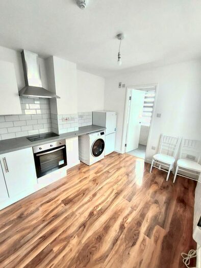 Studio To Rent In Nags Head Road, Ponders End, Enfield, EN3