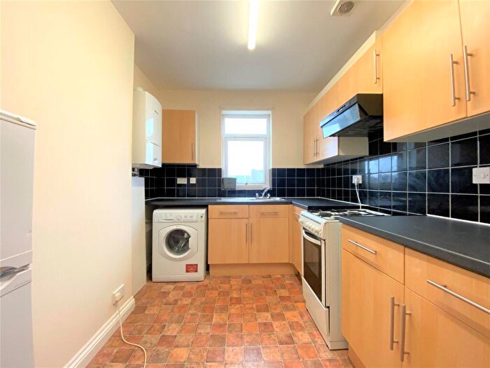 2 Bedroom Apartment To Rent In Graham Street (First Floor Flat), Swindon, Wiltshire, SN1