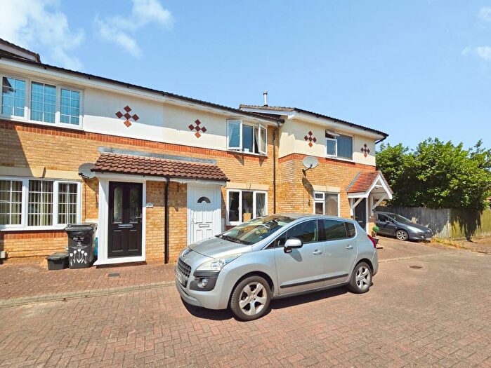 2 Bedroom Terraced House For Sale In Graythwaite Close, Swindon, SN25