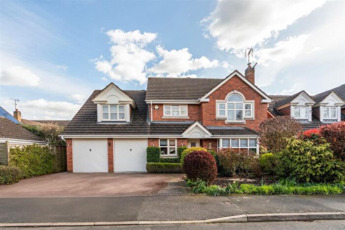 5 Bedroom Detached House For Sale In Glendon Way, Dorridge, Solihull, B93