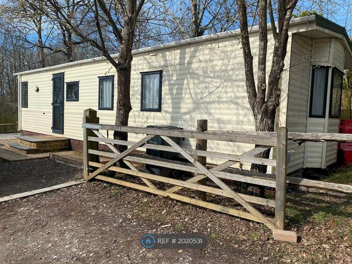 3 Bedroom Mobile/park Home To Rent In Silverhill, Robertsbridge, TN32