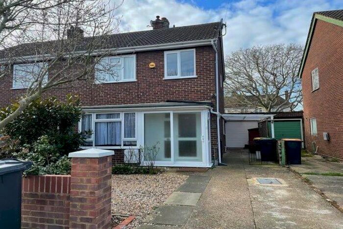 3 Bedroom Property To Rent In St. Johns Avenue, Bedford, MK42