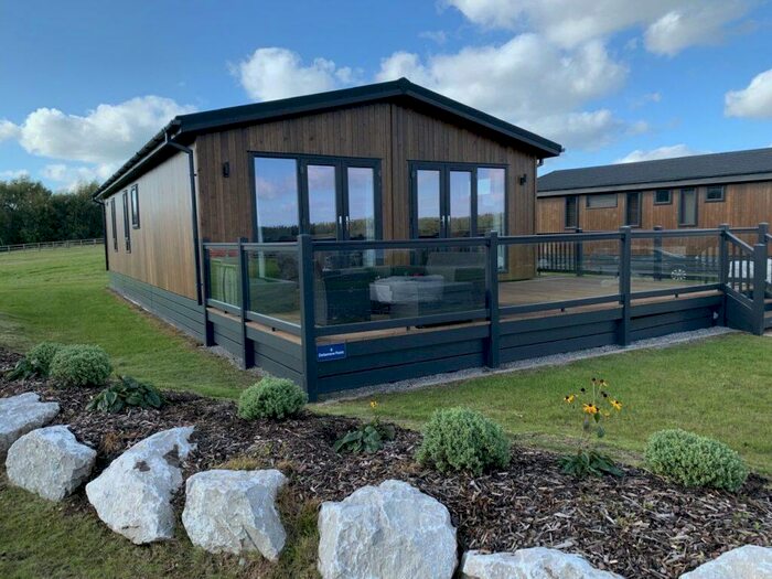 2 Bedroom Lodge For Sale In Delamere Lake Holiday Park, CW8