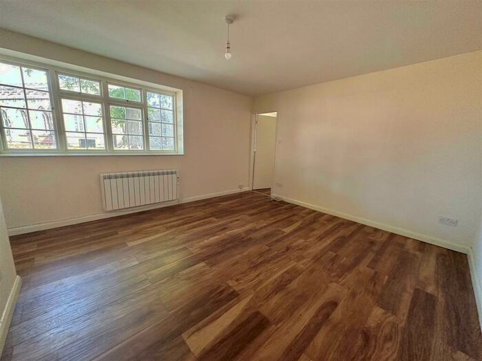 1 Bedroom Flat To Rent In Clapgun Street, Castle Donington, Derby, DE74