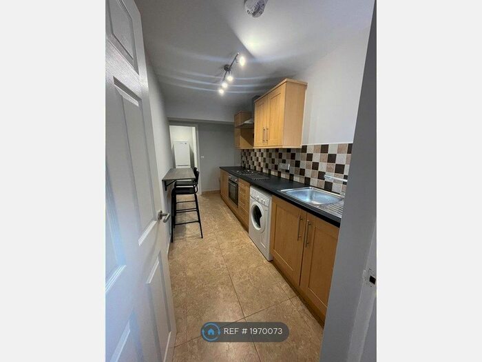 2 Bedroom Flat To Rent In Dodsworth Court, York, YO31