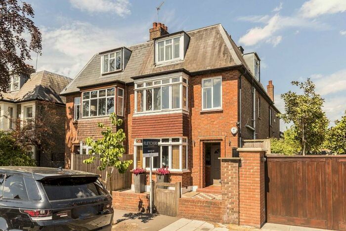 5 Bedroom Property To Rent In Beverley Road, London, W4