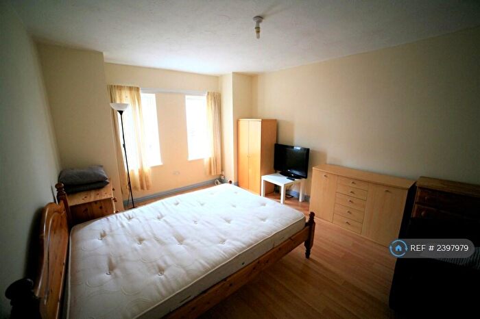 4 Bedroom Terraced House To Rent In Beachgrove Road, Bristol, BS16