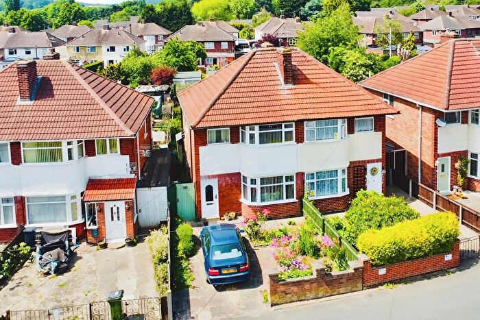 3 Bedroom Semi-Detached House For Sale In Wilnicott Road, Braunstone Town, LE3