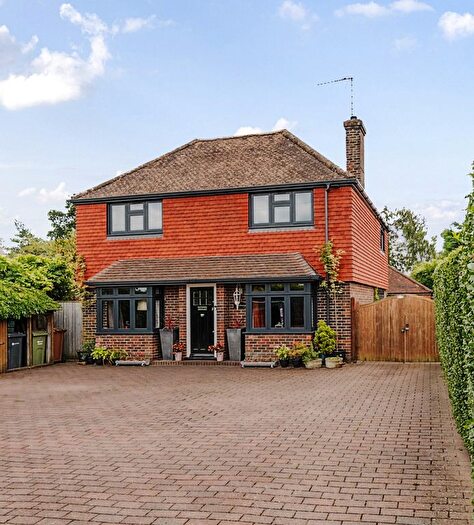 4 Bedroom Detached House For Sale In Send Marsh Road, Send, Woking, GU23