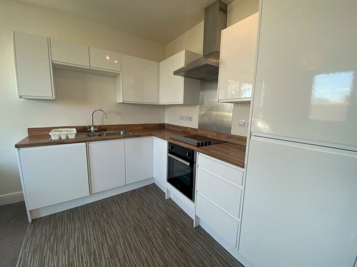 2 Bedroom Apartment To Rent In Electra House Town Centre, SN1