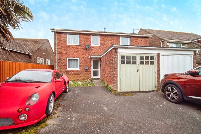 2 Bedroom Flat For Sale In Netherton Road, Weymouth, Dorset, DT4