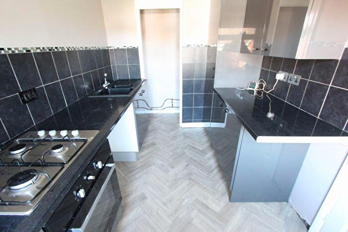 1 Bedroom Flat To Rent In Warkworth Court, Ellesmere Port, CH65