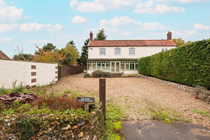 5 Bedroom Semi Detached House To Rent In Brands Lane, Felthorpe, NR10