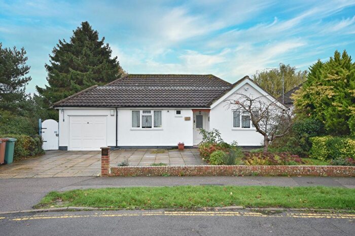 3 Bedroom Bungalow For Sale In Horley, Surrey, RH6