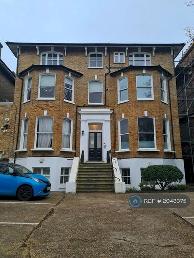 2 Bedroom Flat To Rent In Charlton Road, London, SE3