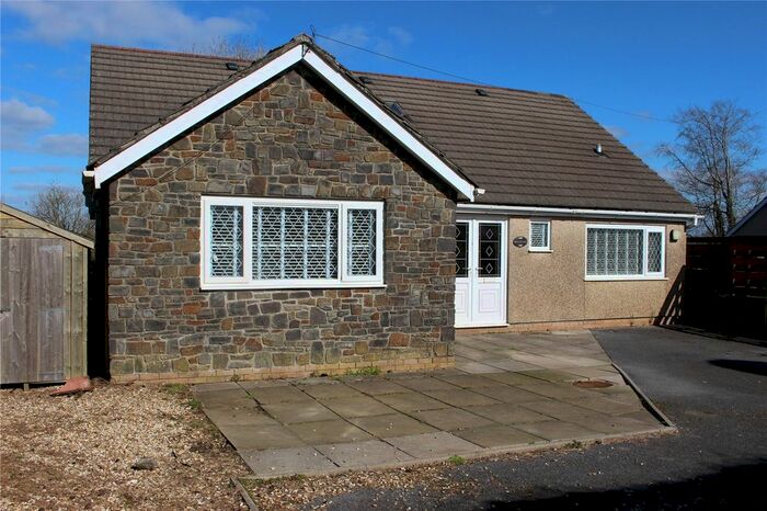 5 Bedroom Bungalow For Sale In Jeffreyston, Kilgetty, Pembrokeshire, SA68