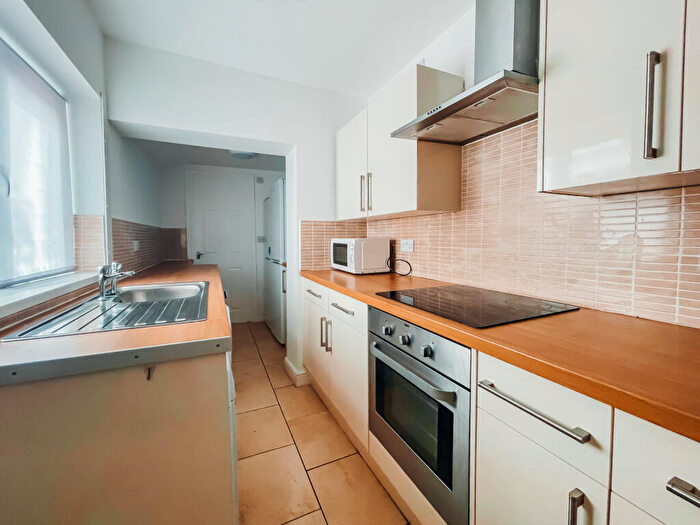 4 Bedroom House To Rent In Moor Street, Lincoln, LN1