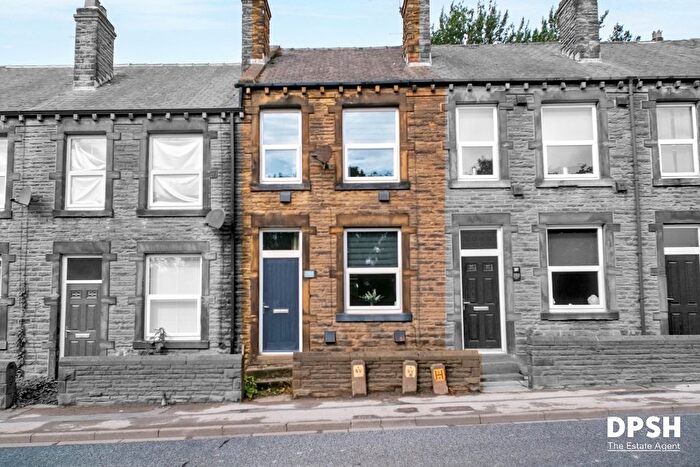 2 Bedroom Terraced House For Sale In Dewsbury Road, Dewsbury, WF12