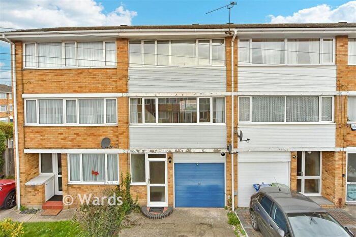 3 Bedroom Terraced House For Sale In Millfield, Sittingbourne, Kent, ME10