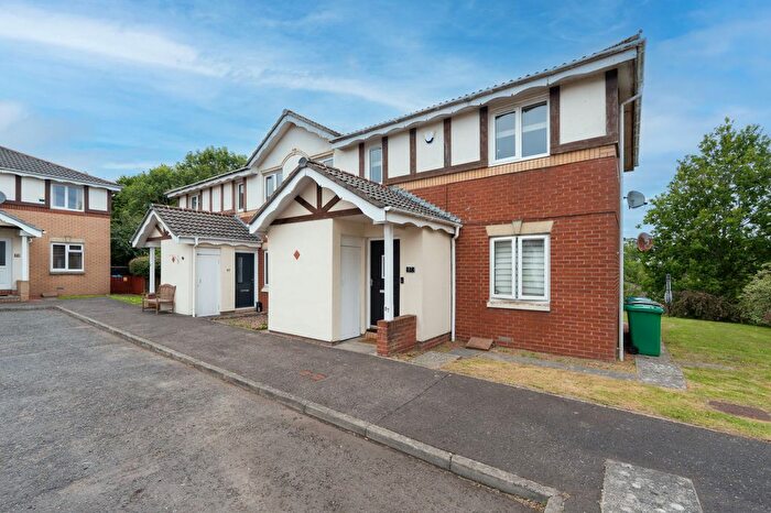 2 Bedroom Flat For Sale In Craigearn Avenue, Kirkcaldy, KY2