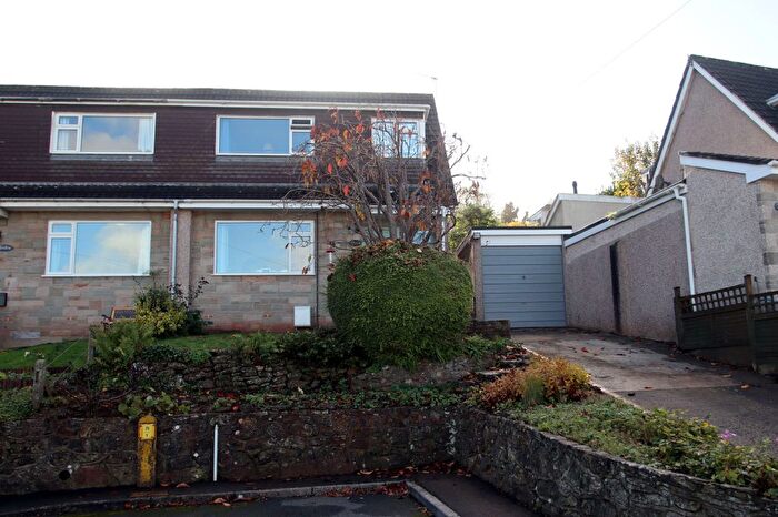 3 Bedroom Semi-Detached House For Sale In The Score, Blagdon, Bristol, BS40
