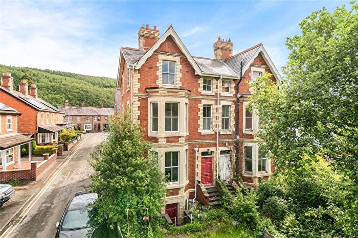 5 Bedroom Semi-Detached House For Sale In West Street, Knighton, Powys, LD7
