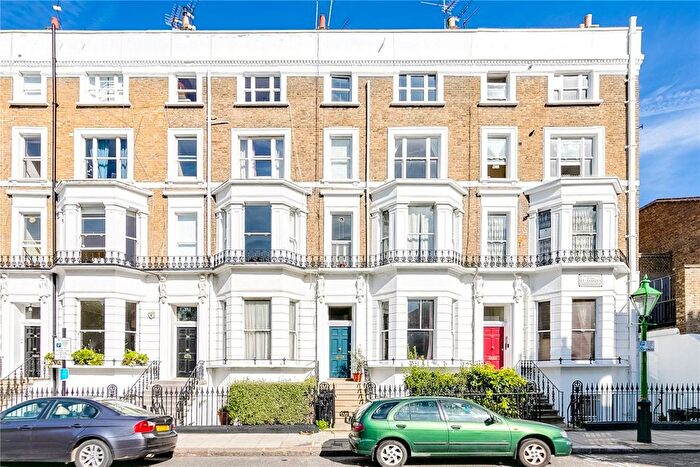 1 Bedroom Flat For Sale In St James's Gardens, Holland Park, W11
