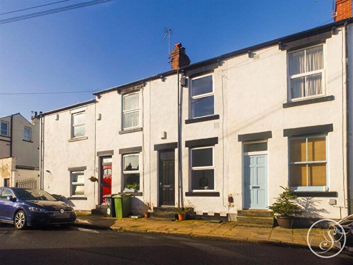 3 Bedroom Terraced House For Sale In Victoria Street, Leeds, LS7