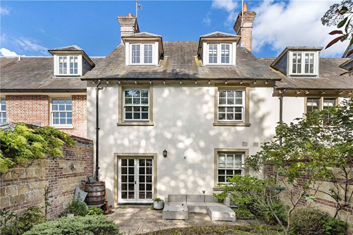 4 Bedroom Terraced House For Sale In Phoenix Square, Pewsey, Wiltshire, SN9