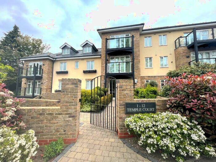 2 Bedroom Flat To Rent In Monument Hill, Weybridge, KT13