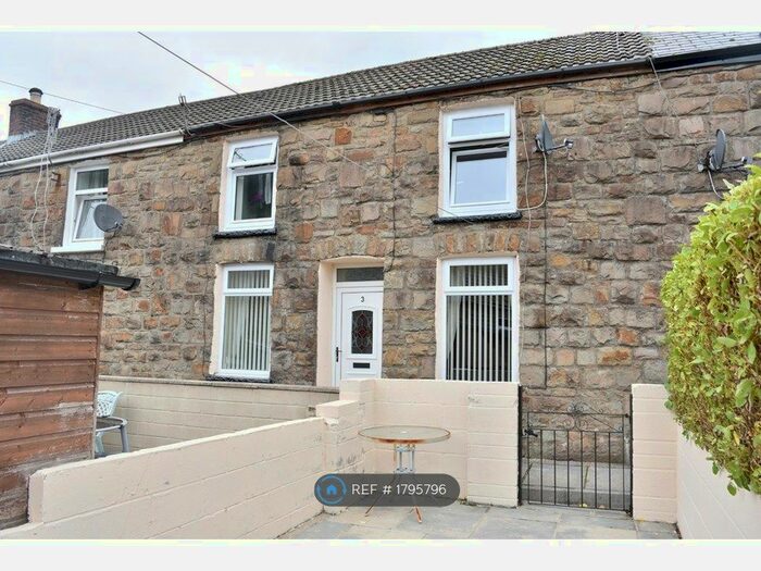 3 Bedroom Terraced House To Rent In Blaenogwr Terrace, Nantymoel, Bridgend, CF32